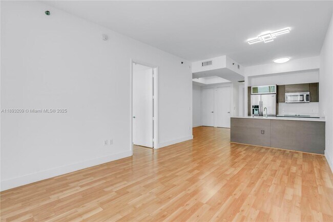 Photo - 55 SE 6th St Unit 4100