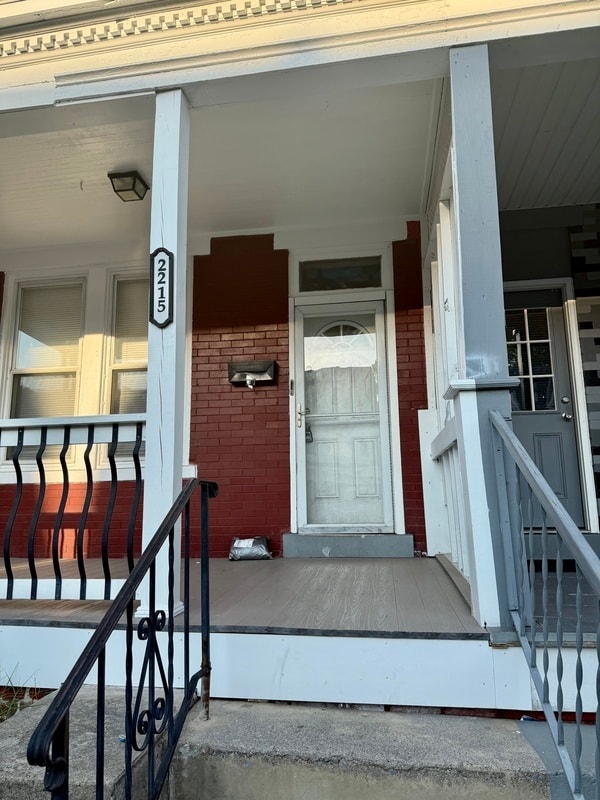 Building Photo - 2215 N 4th St Rental