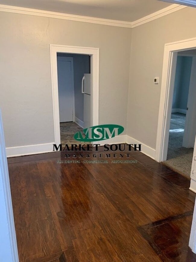 Photo - ~~~~NEW ON THE MARKET~~ 38th Street Cottage!!!