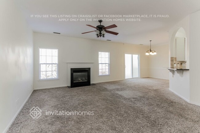 Photo - 6894 Fenwick Dr