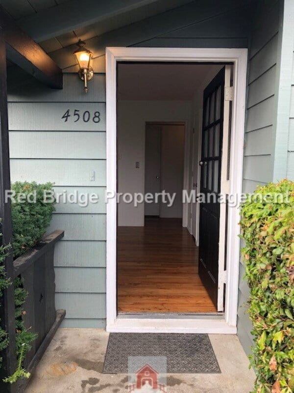 Photo - 4508 NE Killingsworth St