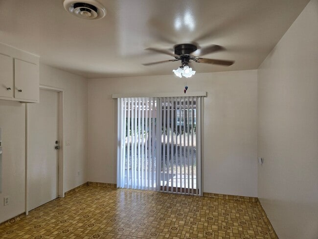 Photo - 940 Julian St