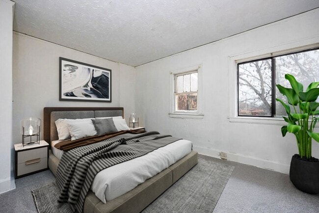 4016 Hogarth St Unit 4018 Hogarth - Lower