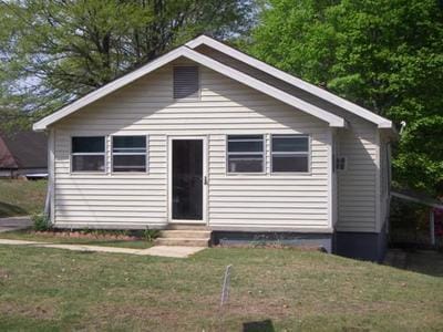 Building Photo - 1620 23rd Ave E