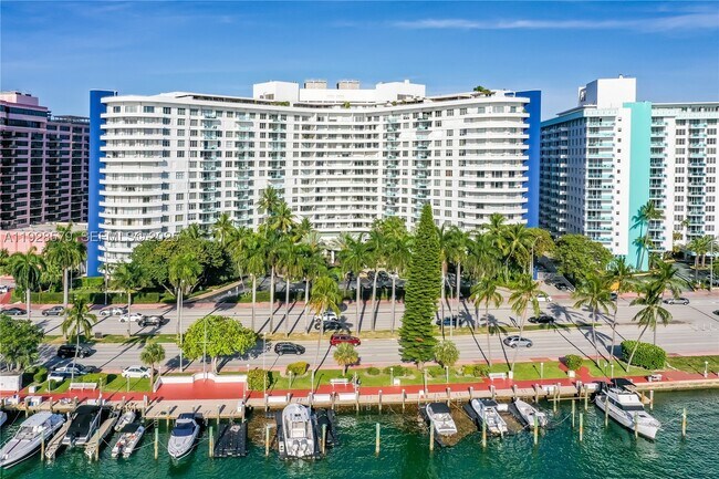 Photo - 5161 Collins Ave Unit 408