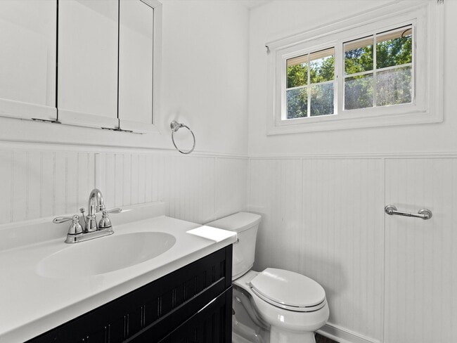 Photo - 3025 Glenan Dr