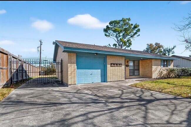 4202 Marlborough Dr
