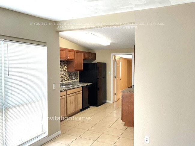 Photo - 1909 Yale Ave