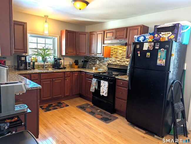 Photo - 40 Franklin St