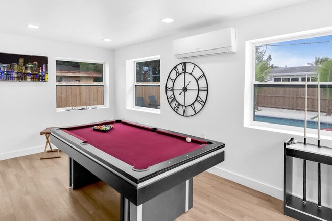 Photo - 17621 NE 7th Ave Unidad ID1372351P