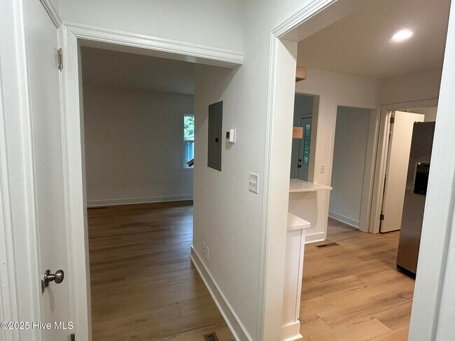 Photo - 4929 Oleander Dr