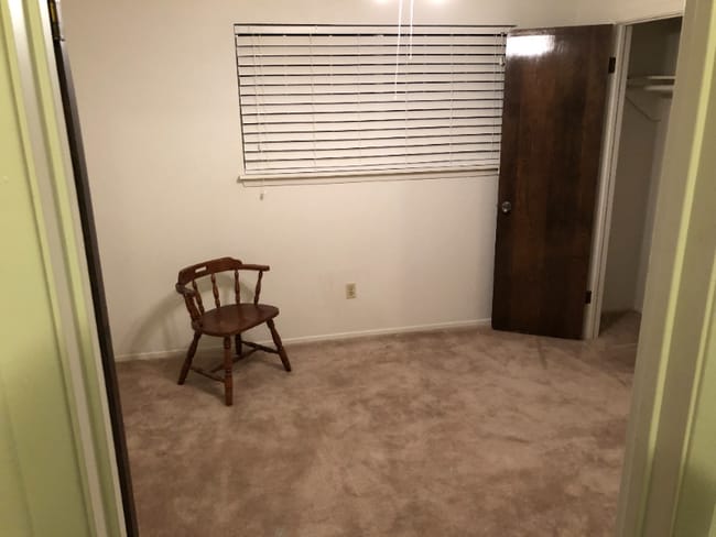 Photo - 2607 W Green Oaks Blvd