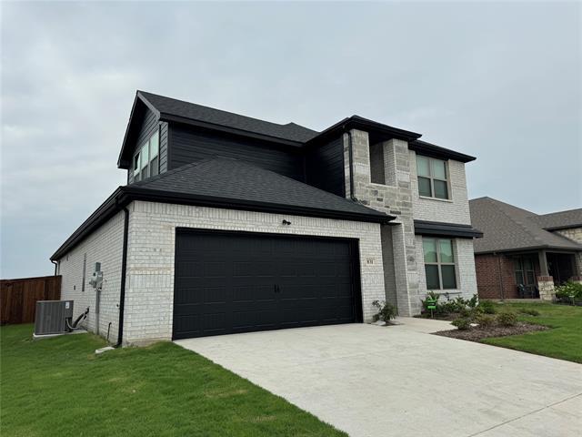 831 Rosebud Trl