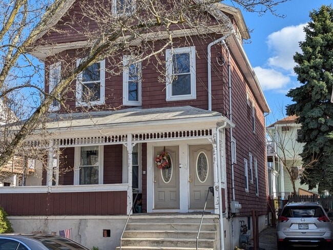 Building Photo - 12 Newbern Ave Unit 1