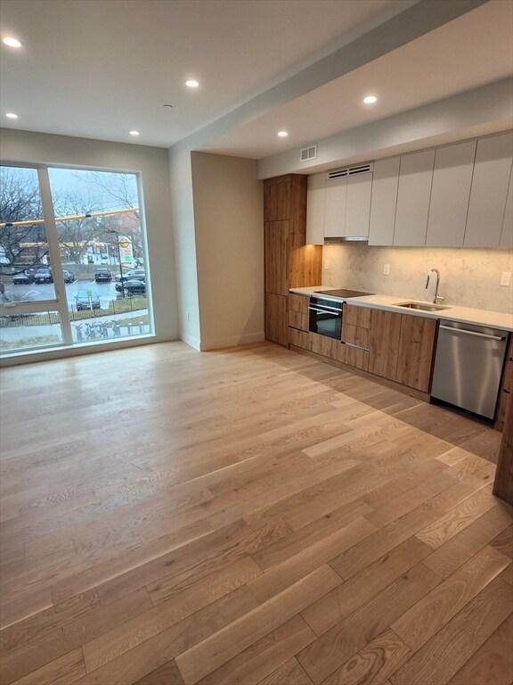 Photo - 1055 Cambridge St Unit 201