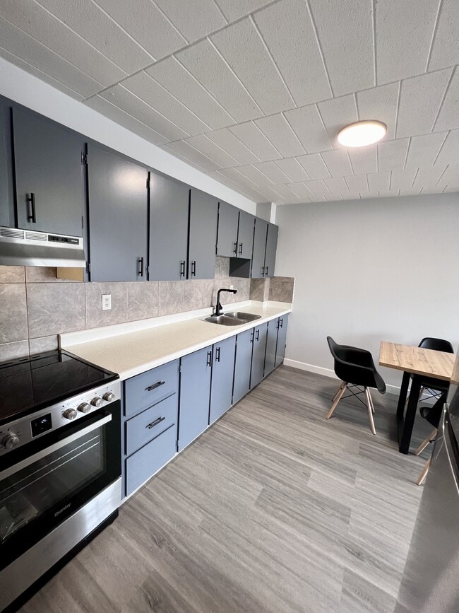 Photo - 180 Tecumseh Rd E Unité 6