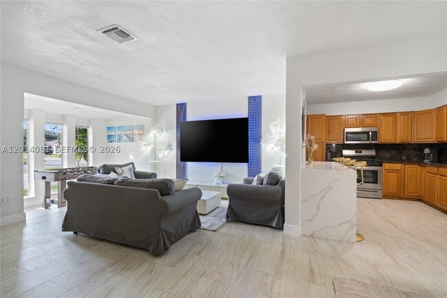 Photo - 2125 N 14th Terrace