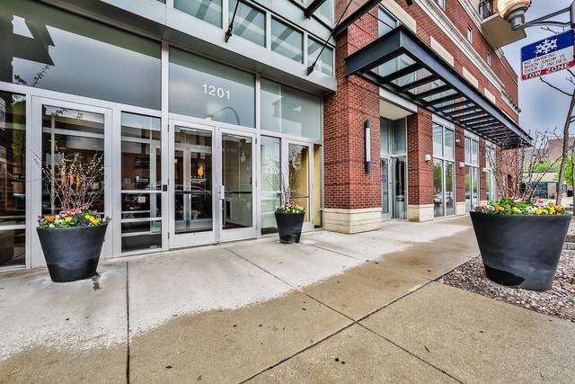 Photo - 1201 W Adams St Unit 909