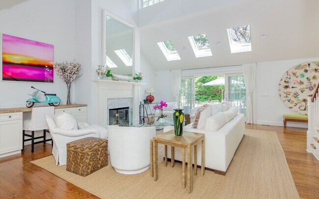 Photo - 3 Addie Conklin Ln