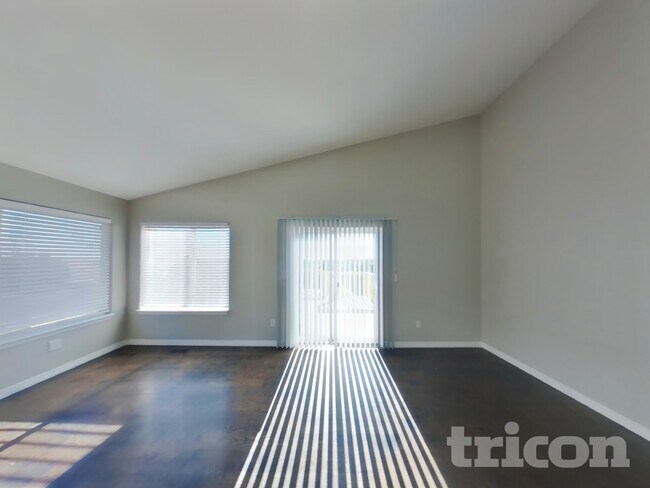 Photo - 7747 Stockton Dr