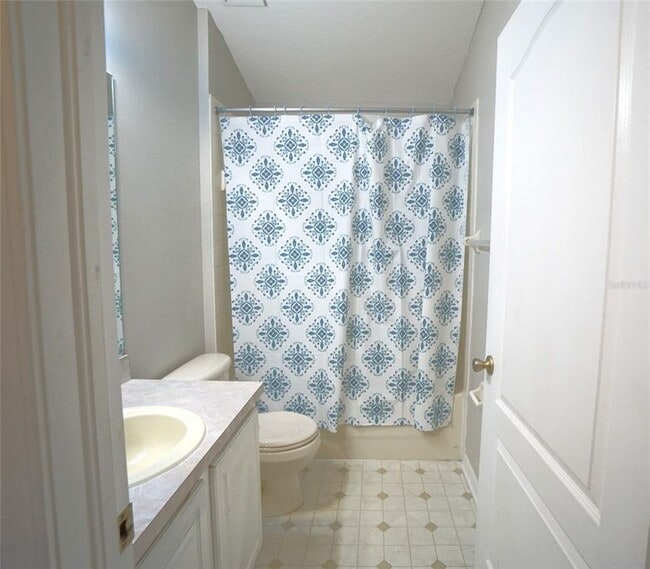 Photo - 6807 Guilford Crest Dr