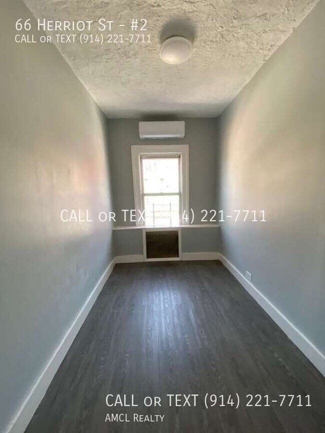 Photo - 66 Herriot St Unit #2