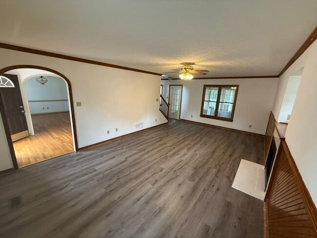 Photo - 8207 Whirlaway Dr