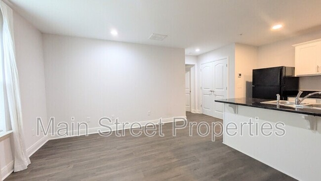 Photo - 313 N Navy Blvd Unidad 2D