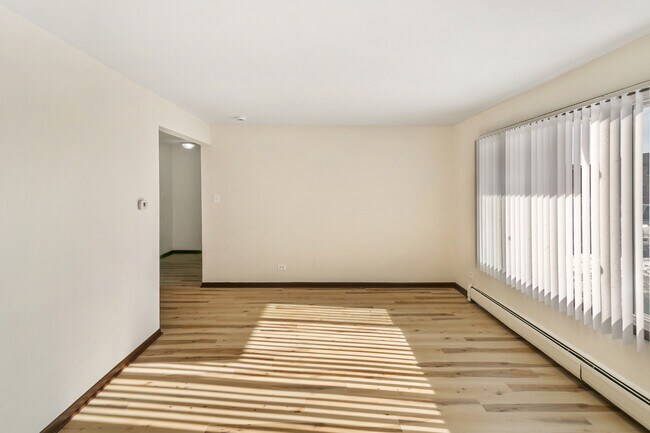 Photo - 2450 Terrace Ave Unit 1W