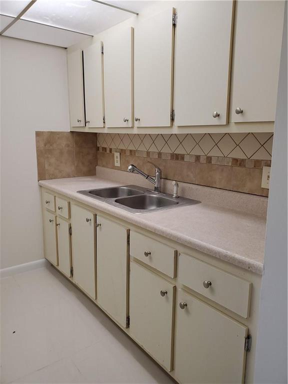 Building Photo - 251 SW 134th Way Unit 109m