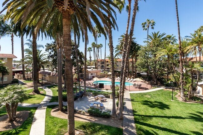 Casa Grande Apartments