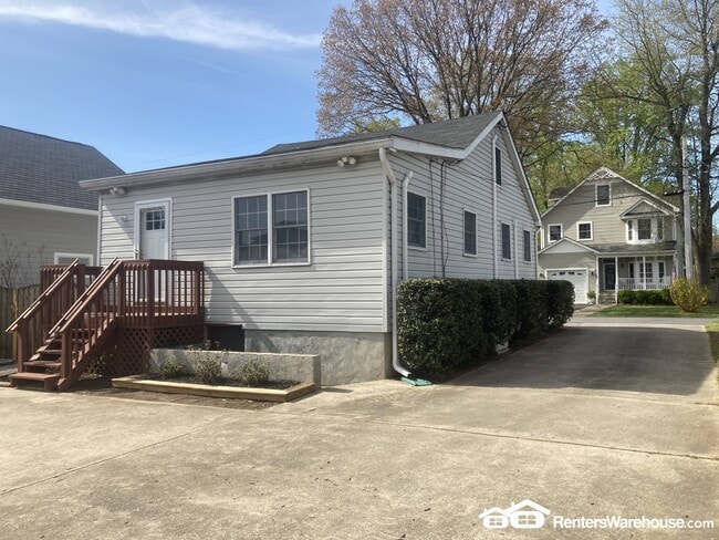 Building Photo - 304 Magothy Rd Rental
