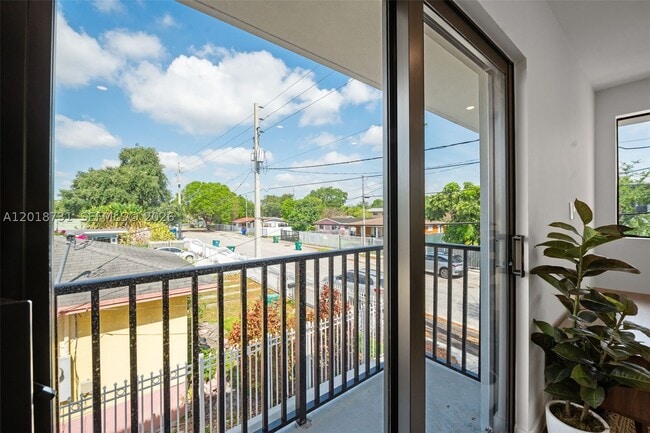 Photo - 726 NW 55th St