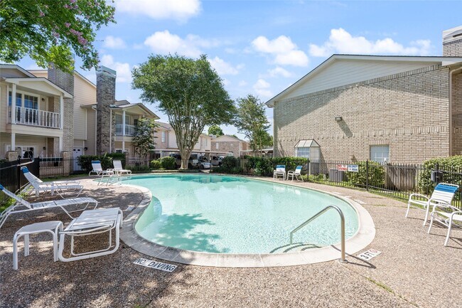 Photo - 7575 Cambridge St Unidad 1304