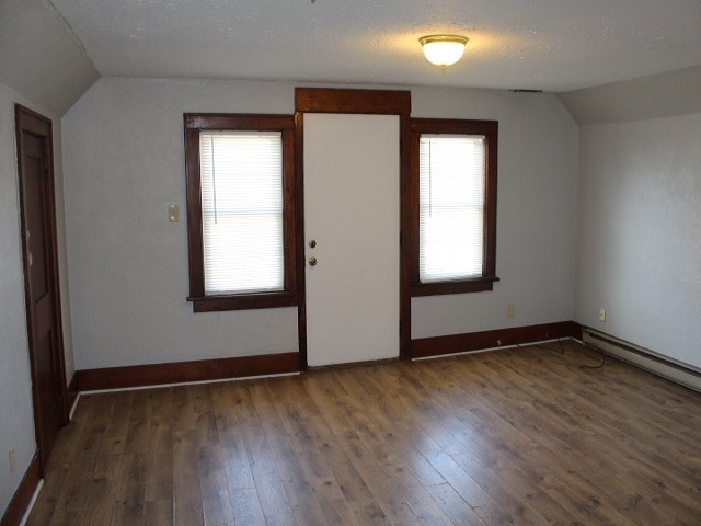 Photo - 5561 Paw Paw Lake Rd Unidad #4