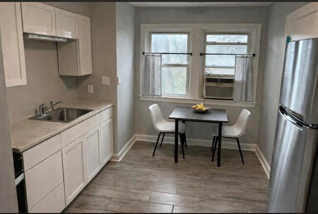 Kitchen - 1737 Deerwood Ave Unit Deerwood  1