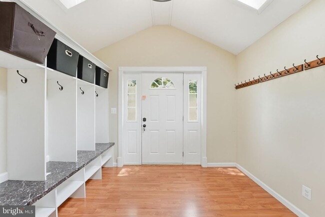 Building Photo - 7605 Fisher Dr