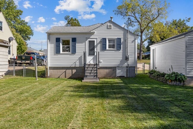 Photo - Well Cared for Single Family Home in Conve...