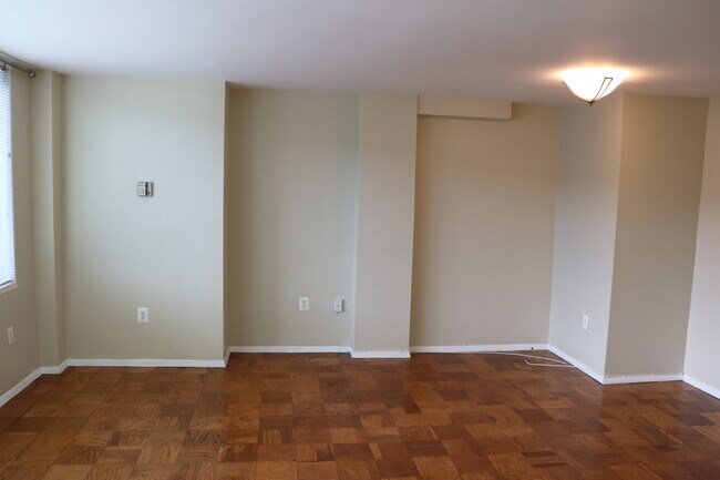 Photo - 2030 F St NW Unit 1012