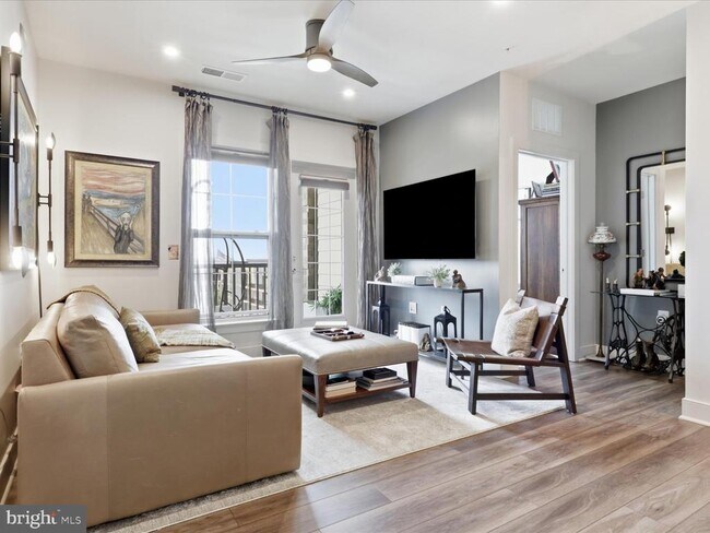 Photo - 100 St Ives Pl Unit 403