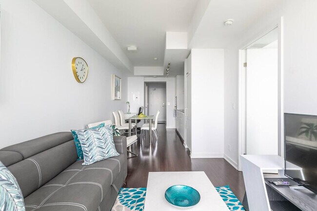 Photo - 14 York St Unit ID1037123P