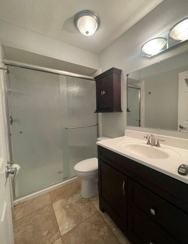 Photo - 913 E Beryl Ave