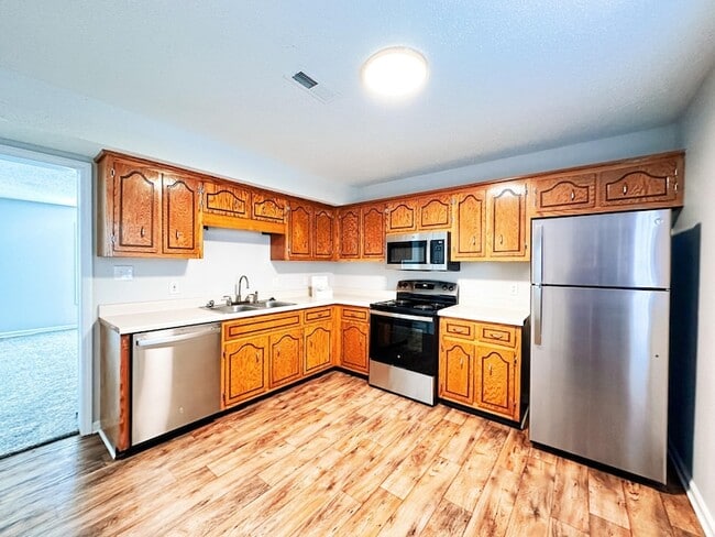 Photo - 108 Ballygar St Unidad E