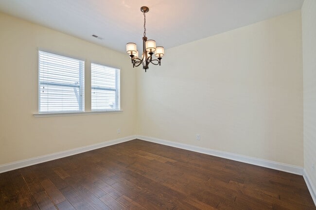 Photo - Available June 1!! Beautiful and Bright 4 Bedroom + 2.5 bath home with Loft & Open Floor Plan!