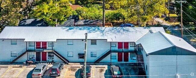 Building Photo - 2032 Stouts Rd Unit h Rental
