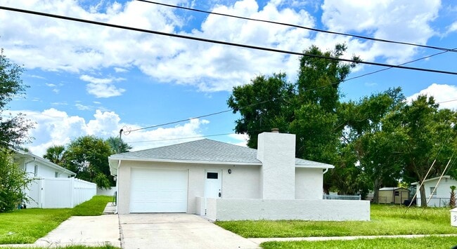 Gorgeous 3BD/2BTH Remodeled South Tampa Home - Gorgeous 3BD/2BTH Remodeled South Tampa Home