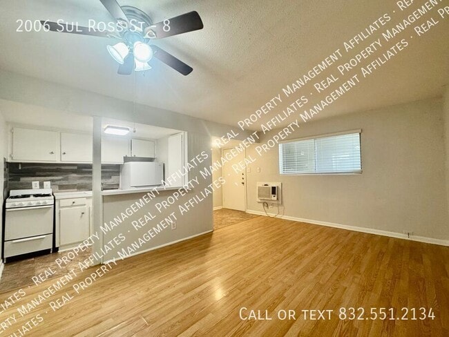 Photo - 2006 Sul Ross St Unit 8
