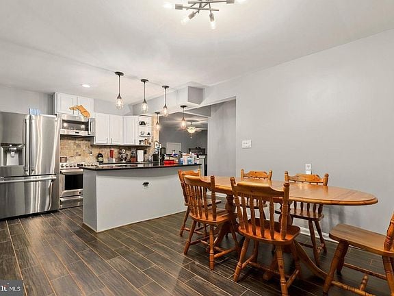 Photo - 8313 Rolling Rd