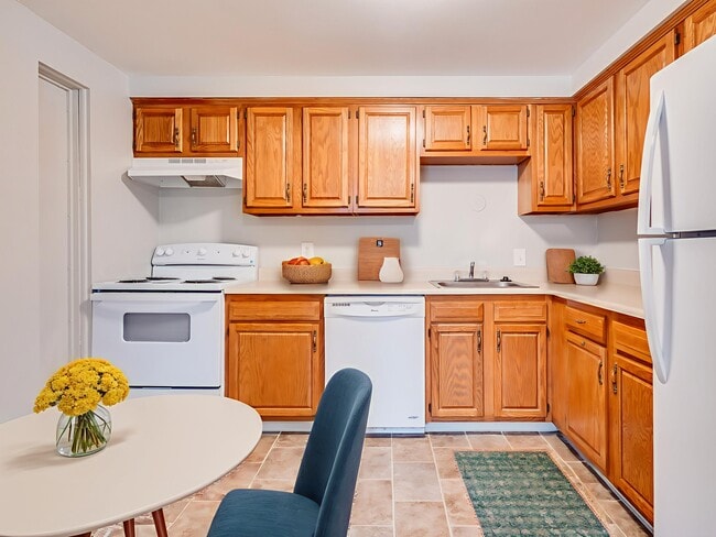 Photo - Cedarwood Crossings