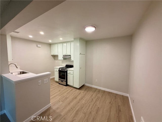 Building Photo - 3633 Oak Creek Dr Unit A